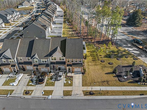 2nd image of 4121 Jefferson Ridge Dr