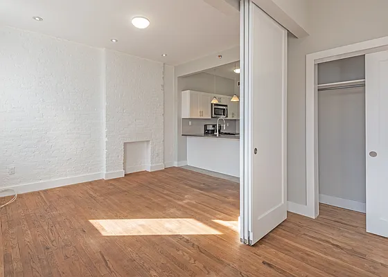 Rented by Compass | media 16