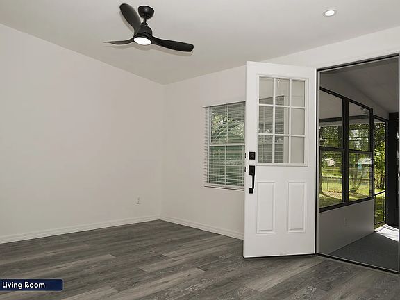 3rd image of 368 Clearwater Lake Dr #2