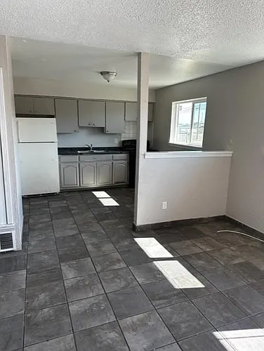 4510 Maxwell Ave #11 Photo 1