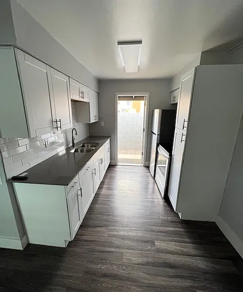 8503 N 59th Ln #9 — Photo 10