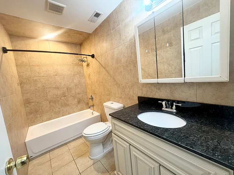 3510 Wallace St — Photo 24
