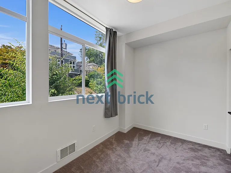 1826 26th Ave #D — Photo 11