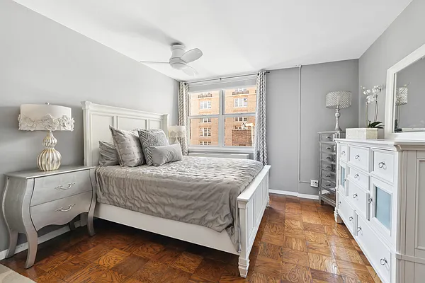 Sold by Compass | media 4