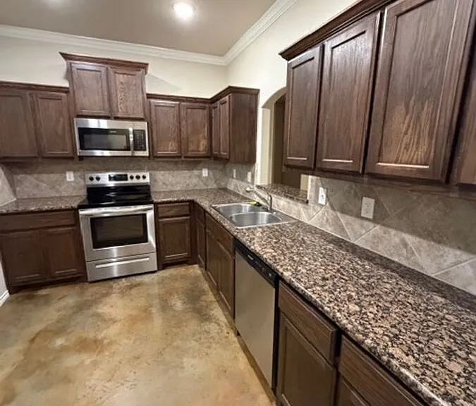 6902 Cassidy Ln — Photo 5