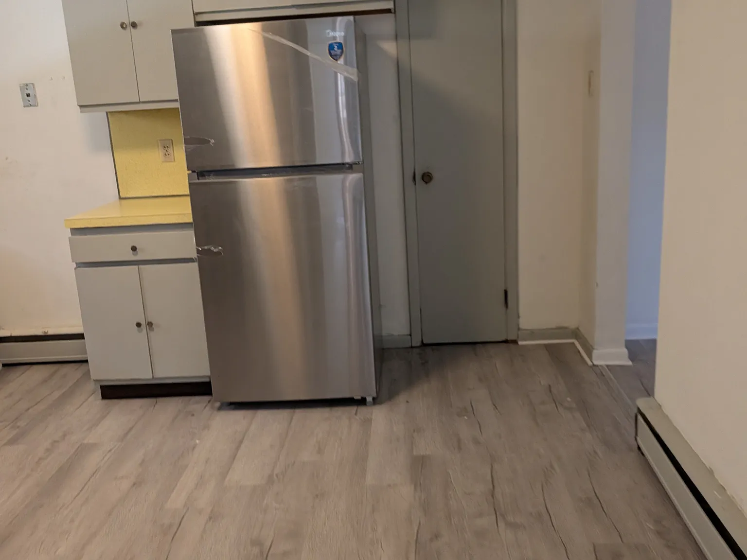 3 bed, 1.5 bath, 2104 sqft, $1,950 — Photo 3