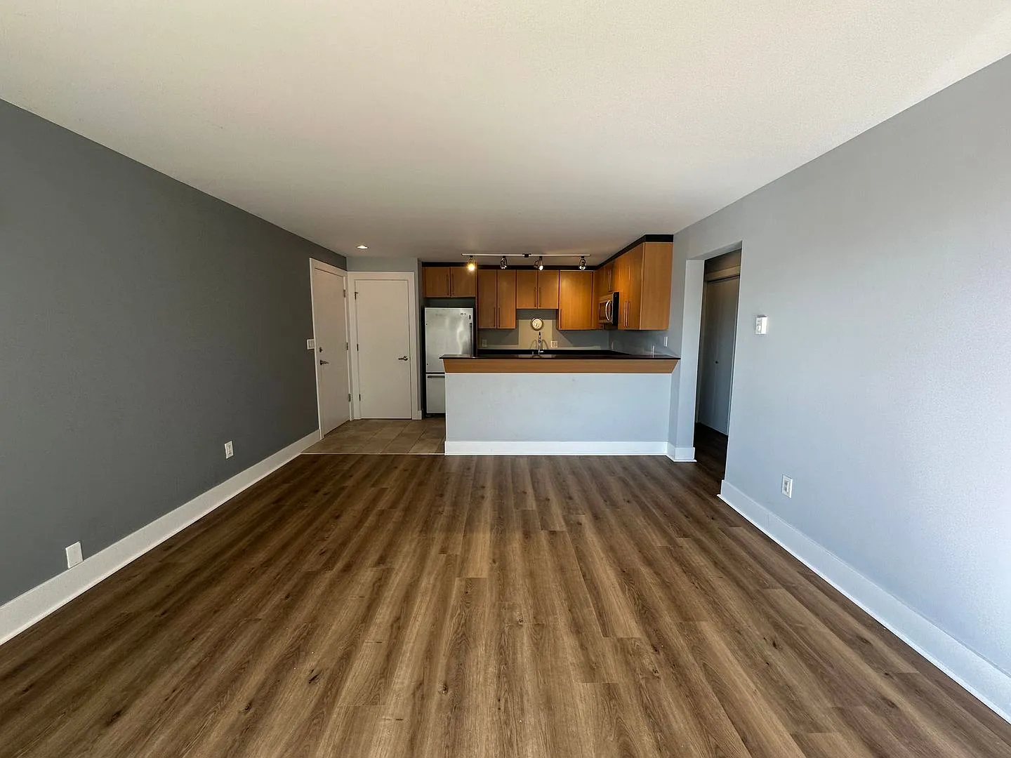 Cozy 1 bed 1 bath condo in Fremont ** 2 parking spaces — Photo 3