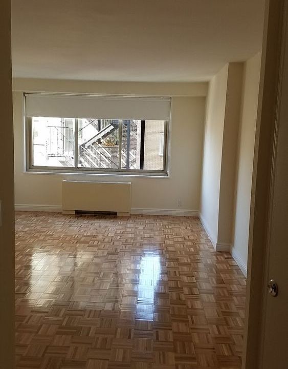 1st image of 55 W 14th St APT 10A