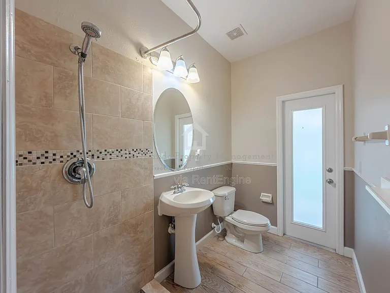5109 Legacy Oaks Dr — Photo 32