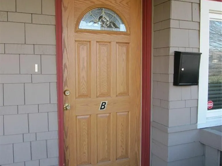 S 7th St — Photo 1