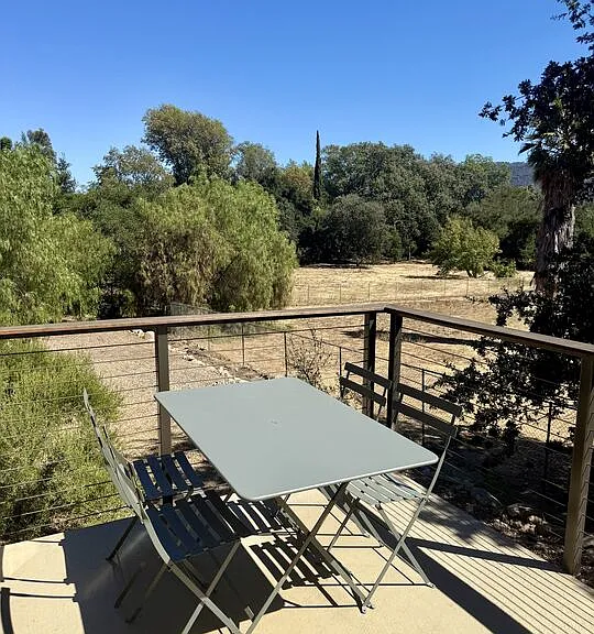 220 France Cir — Photo 19