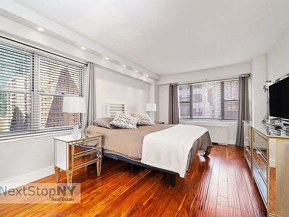 4th image of 400 E 56th St APT 10G