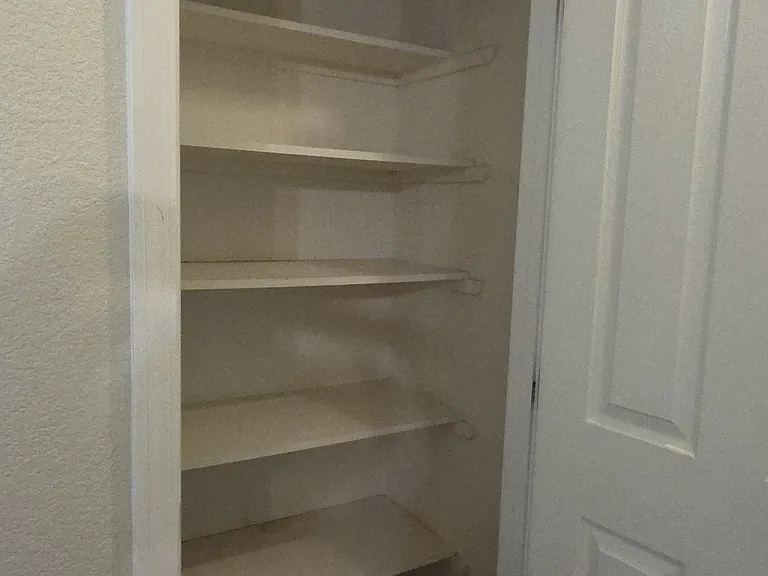 1387 Nicole Ave — Photo 18