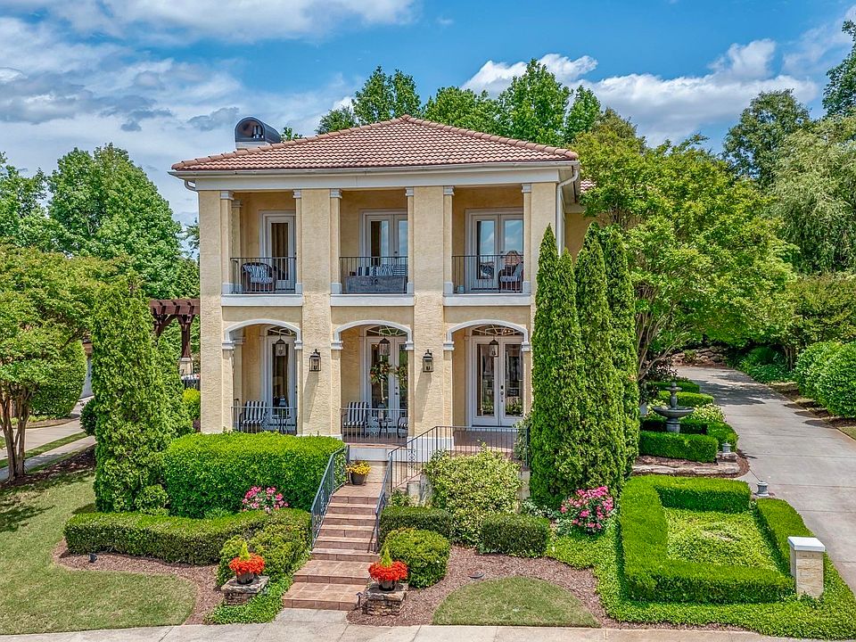 1st image of 317 Sorono Dr