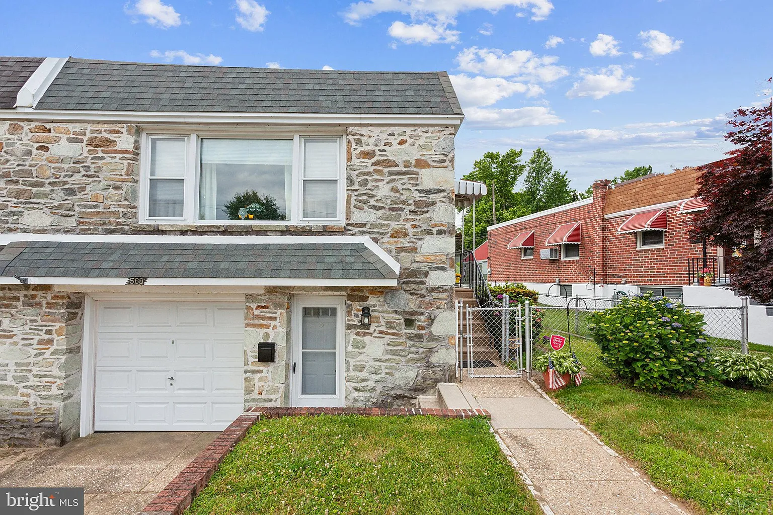 568 Wartman St photo 1