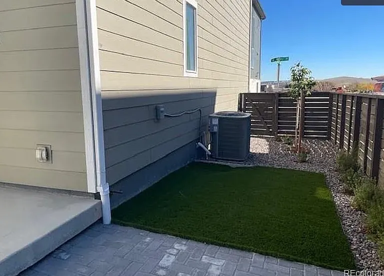 716 Belay St — Photo 13