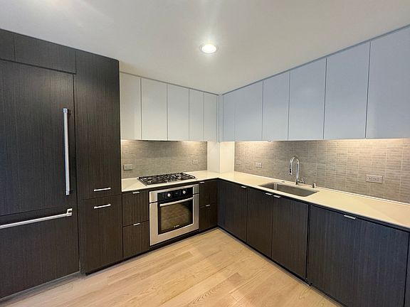 4th image of 1788 Clay St APT 204