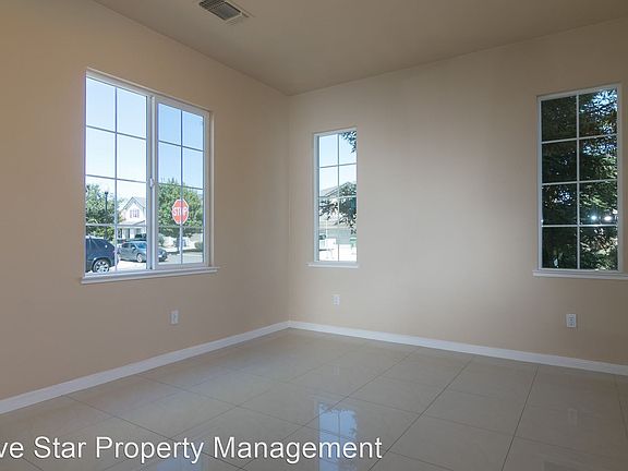 4th image of 2304 Terralinda Dr