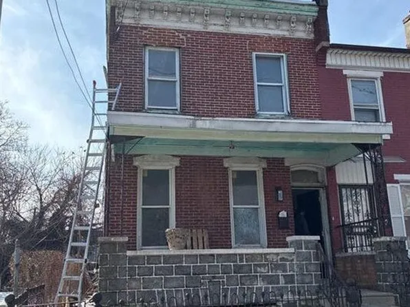 5104 Master St, Philadelphia, PA 19131
