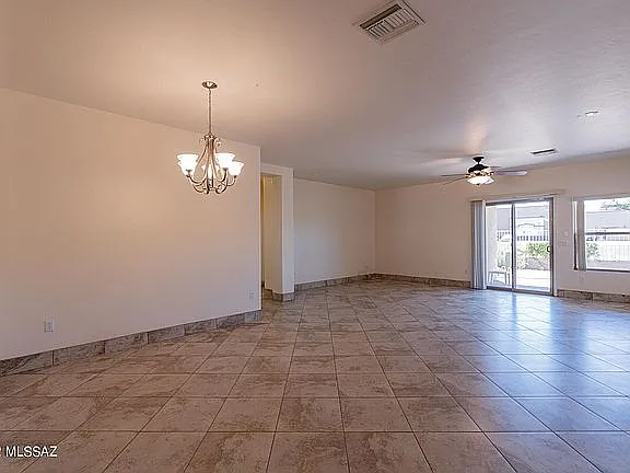 2 bed, 1800 sqft, $1,800 — Photo 3