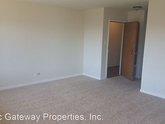 5th image of 334 26th Ave APT 3