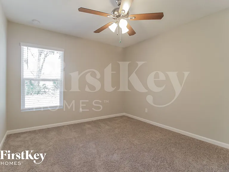 1099 Braddock Ave SE — Photo 13