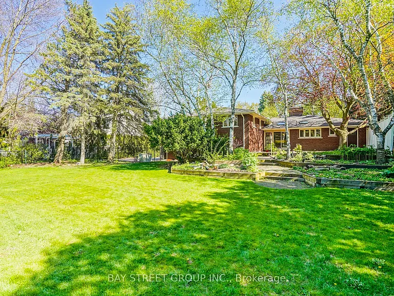 28 Wembley Ave — Photo 38