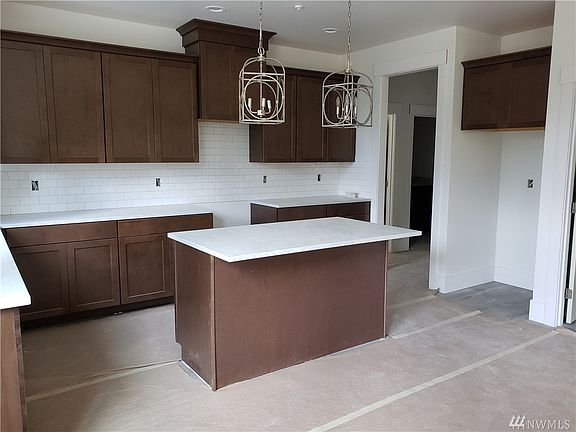 5th image of 21714 92nd Ave E