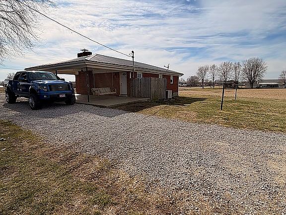 5th image of 3784 Saint Paul Rd