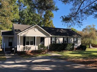444 Cloverdale Dr, Clayton, NC 27520