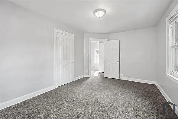 10135 Britain St — Photo 12