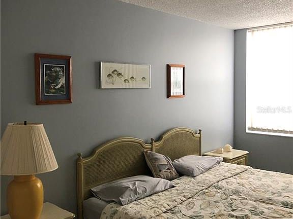 4th image of 6051 Sun Blvd APT 408