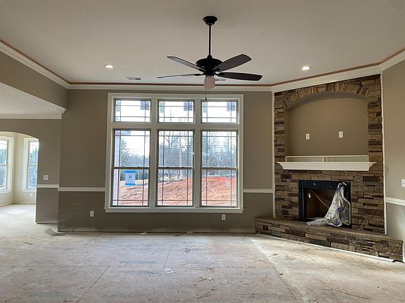4th image of 401 Drovers Ct