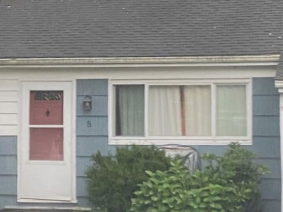 4th image of 5 Erie Lane