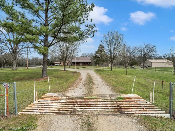 36778 258th Ave, Wister, OK 74966