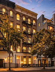 676 Union Street