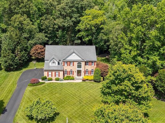 204 Maple Creek Ln, Davidsonville, MD 21035