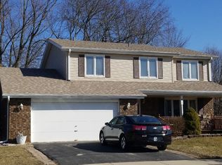 18453 Aberdeen St, Homewood, IL 60430