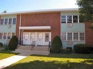 200 Farber Dr, West Babylon, NY 11704