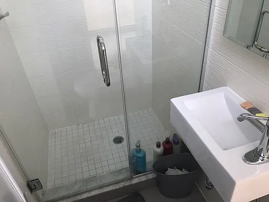 Rented by Premier Metro Realty Corp | media 40