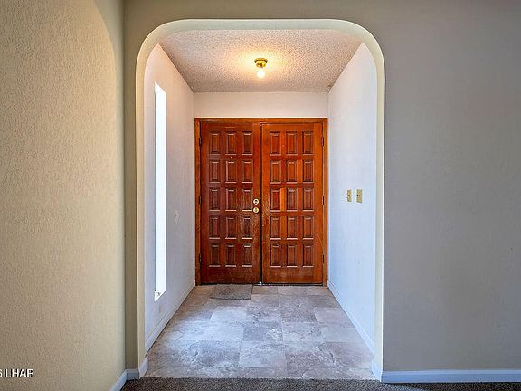 4th image of 1612 Ocotillo Ave