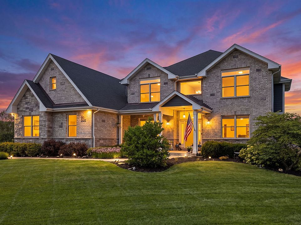 1st image of 22384 S Mallow Dr