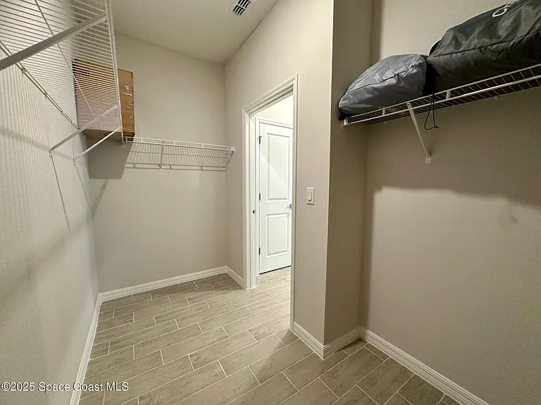 1326 Seeley Cir NW — Photo 25
