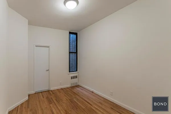 Rented by Bond New York | media 18