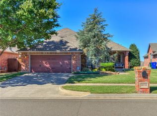 3016 Pine Hill Rd, Norman, OK 73072