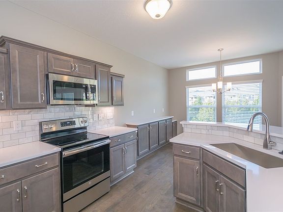 2nd image of 7517 Devonshire Dr #24-203