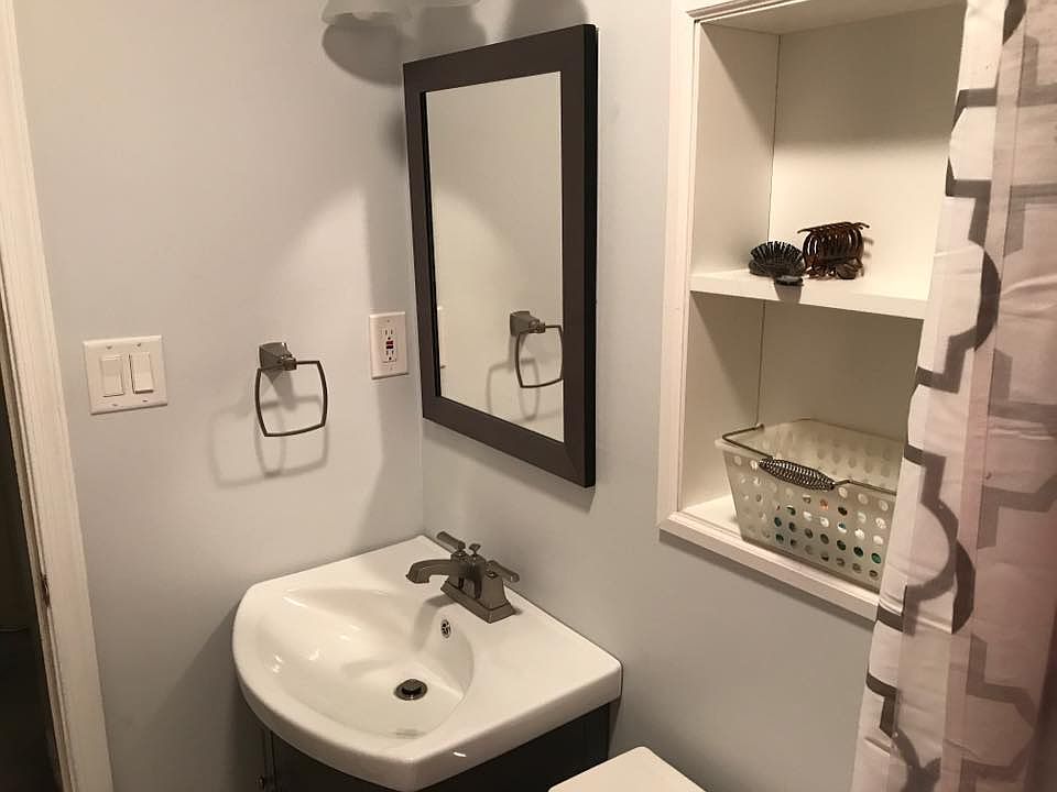 2nd image of 25 Crystal Rd