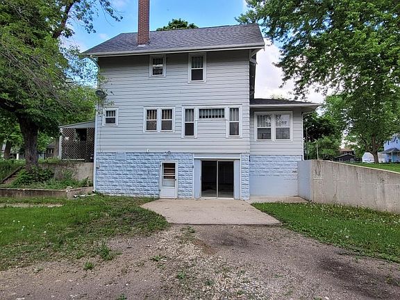 4th image of 703 N 6th St