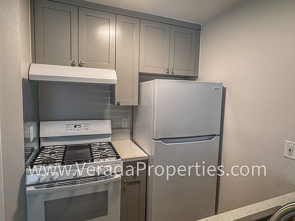 2nd image of 4336 Estrella Ave APT 4