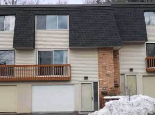 136 Penn Ln, Rochester, NY 14625